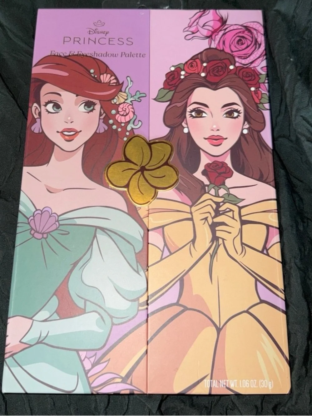 Disney Princess Two-Tone Face & Eyeshadow Palette — Mint, Yellow & Pink Artwork